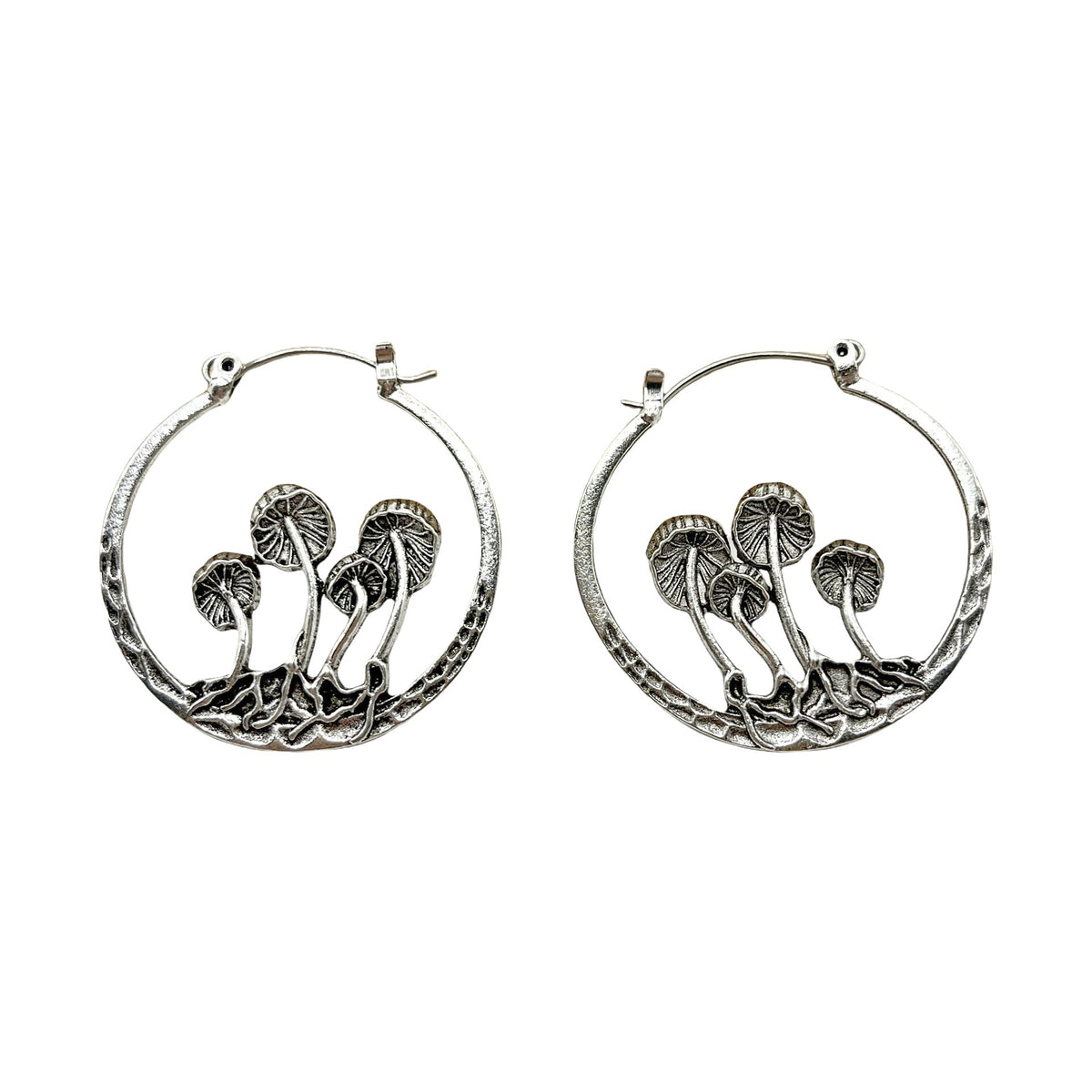 Charming Earring for Any Occasion