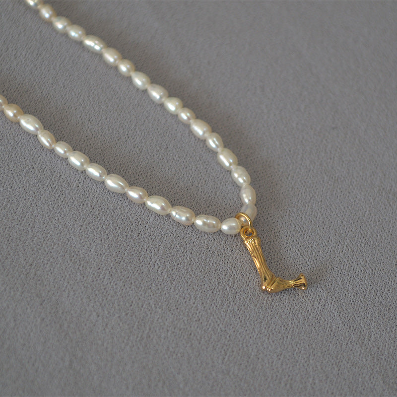 Romantic Pearl Necklace for Special Moments