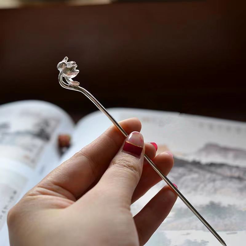 Stunning Silver Piece for Daily Wear