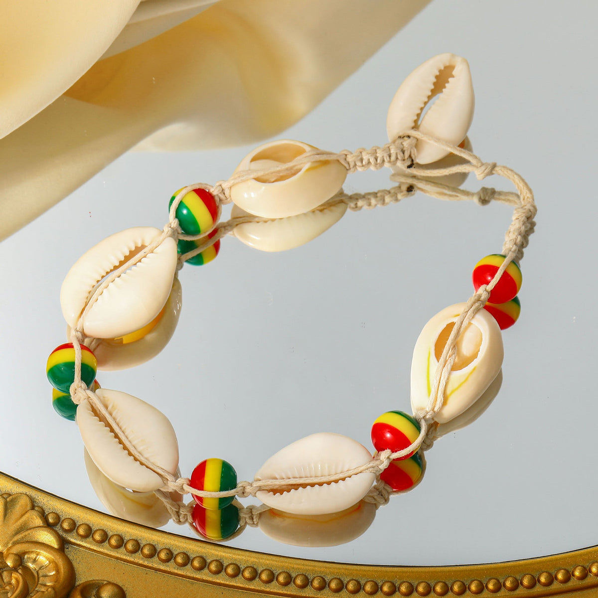 Classic Anklet with Timeless Appeal