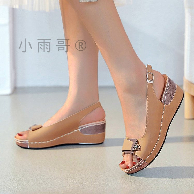 Graceful Orthopedic Sandals for Modern Look