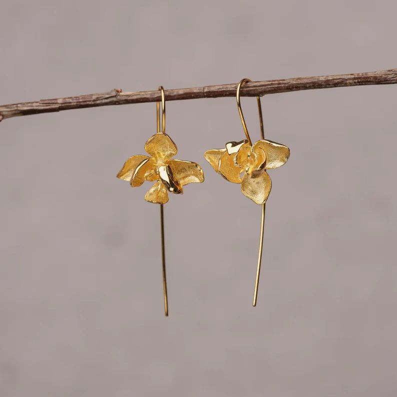 Classic Earring with Timeless Appeal