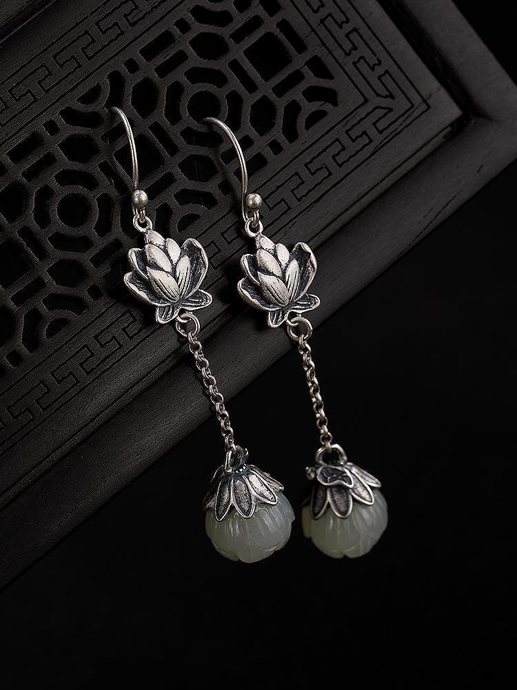 Classic Silver Earring with Timeless Appeal