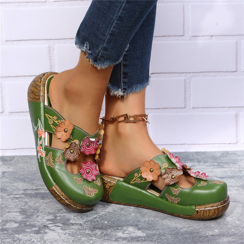 Graceful Orthopedic Sandals for Modern Look