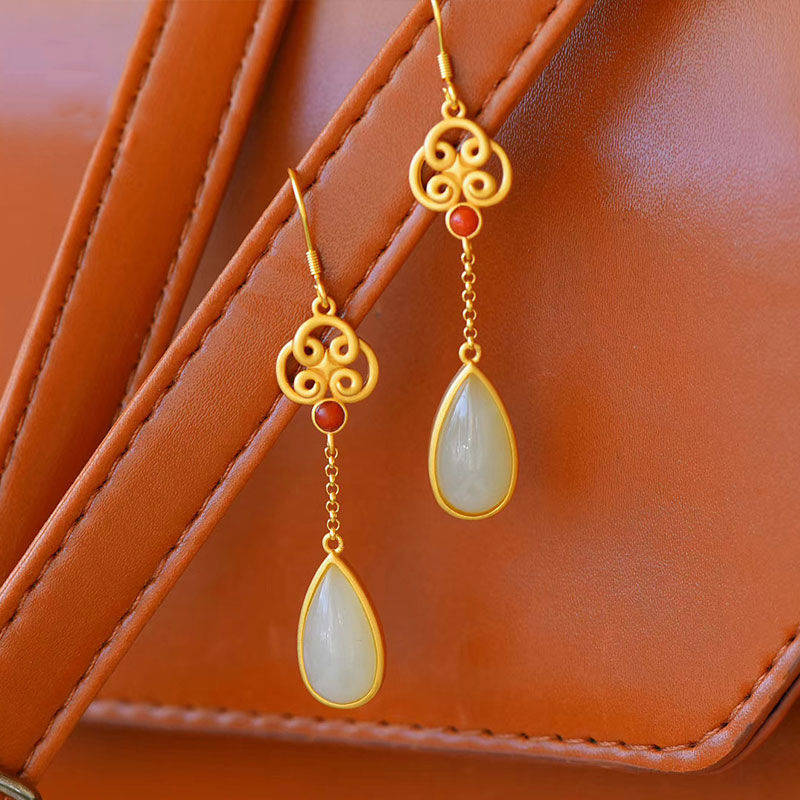 Classic Silver Earring with Timeless Appeal