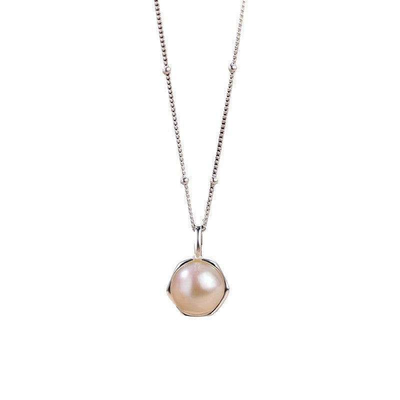 Charming Piece for Any Occasion