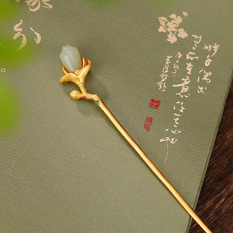 Beautiful Gold Piece with Unique Style