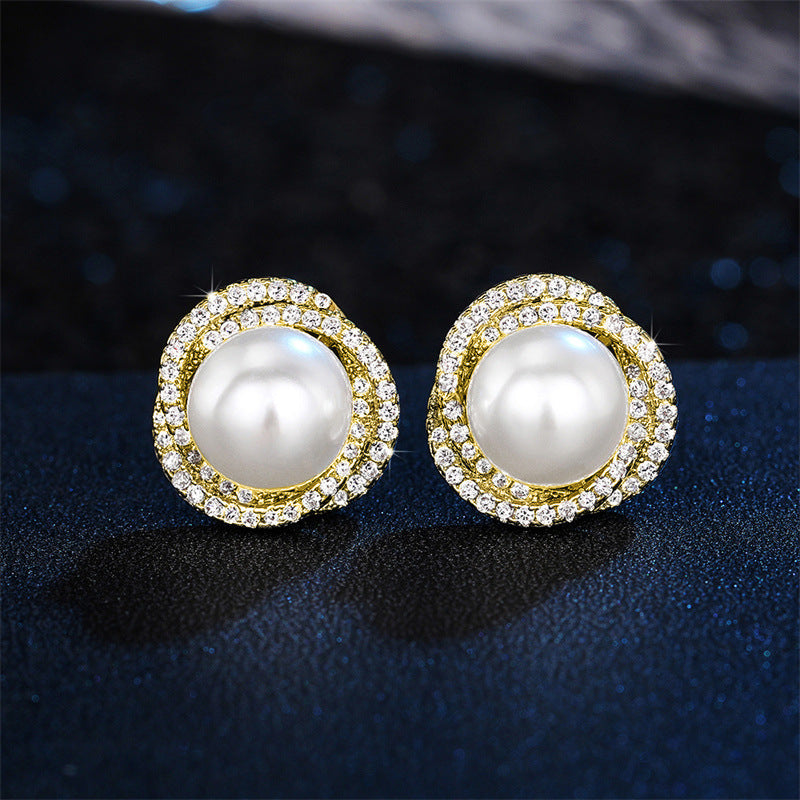 Stunning Pearl Earring for Daily Wear