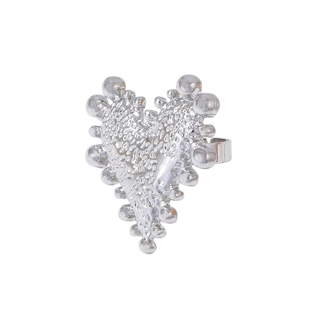Charming Piece for Any Occasion