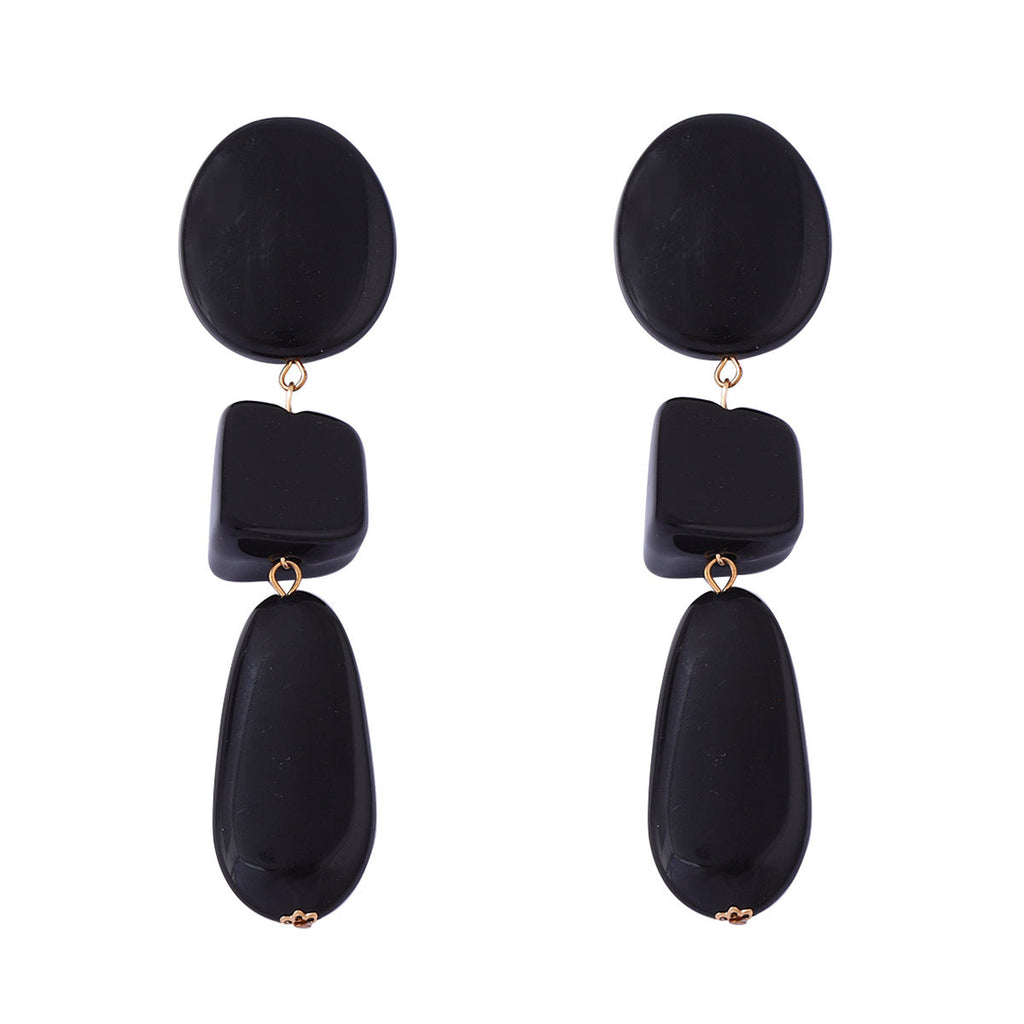 Charming Piece for Any Occasion