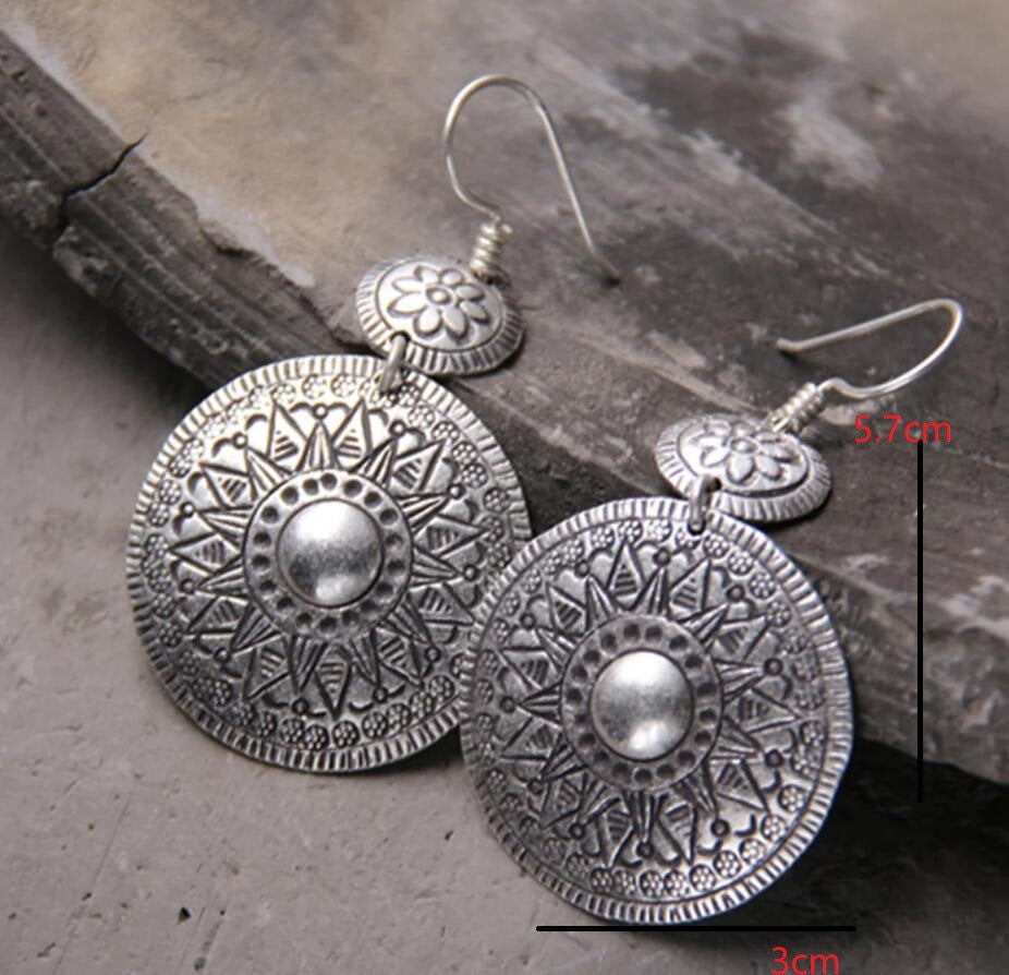 Stunning Earring for Daily Wear
