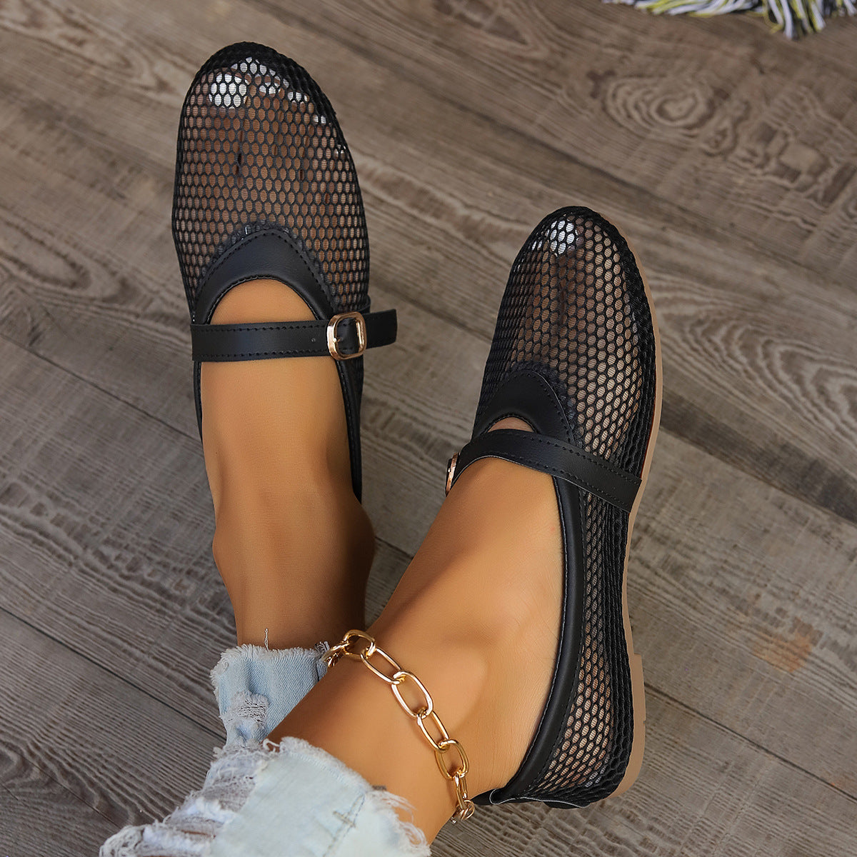 Chic Orthopedic Sandals with Unique Design
