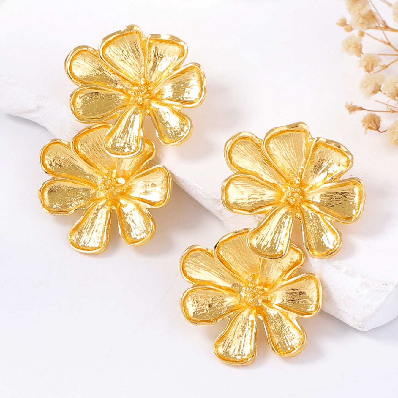 Beautiful Earring with Unique Style