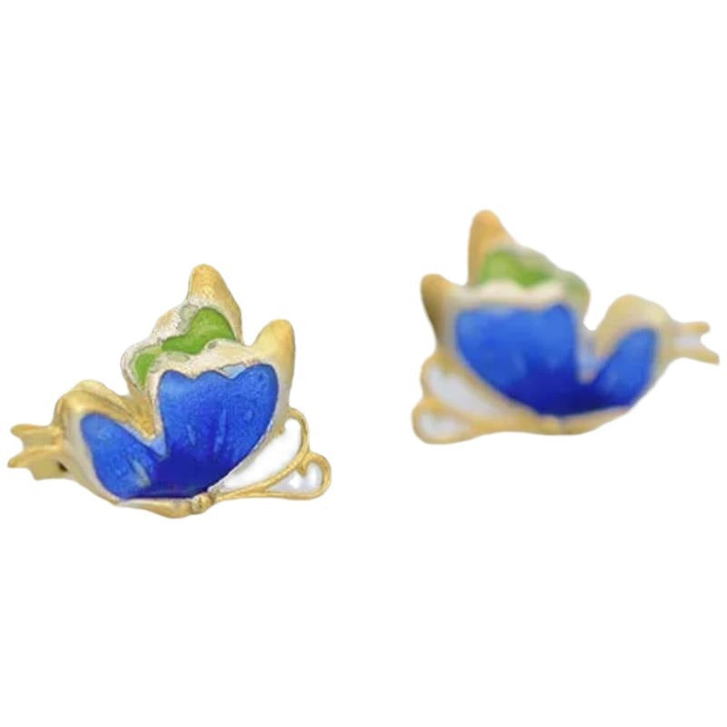 Romantic Silver Earring for Special Moments