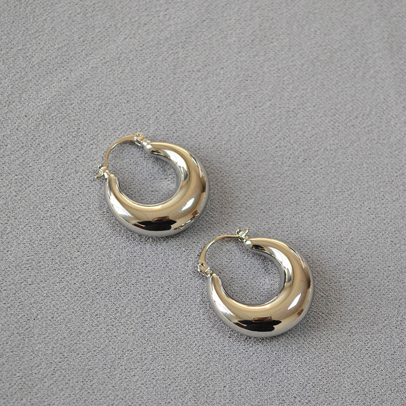 Elegant Gold Earring for Every Occasion