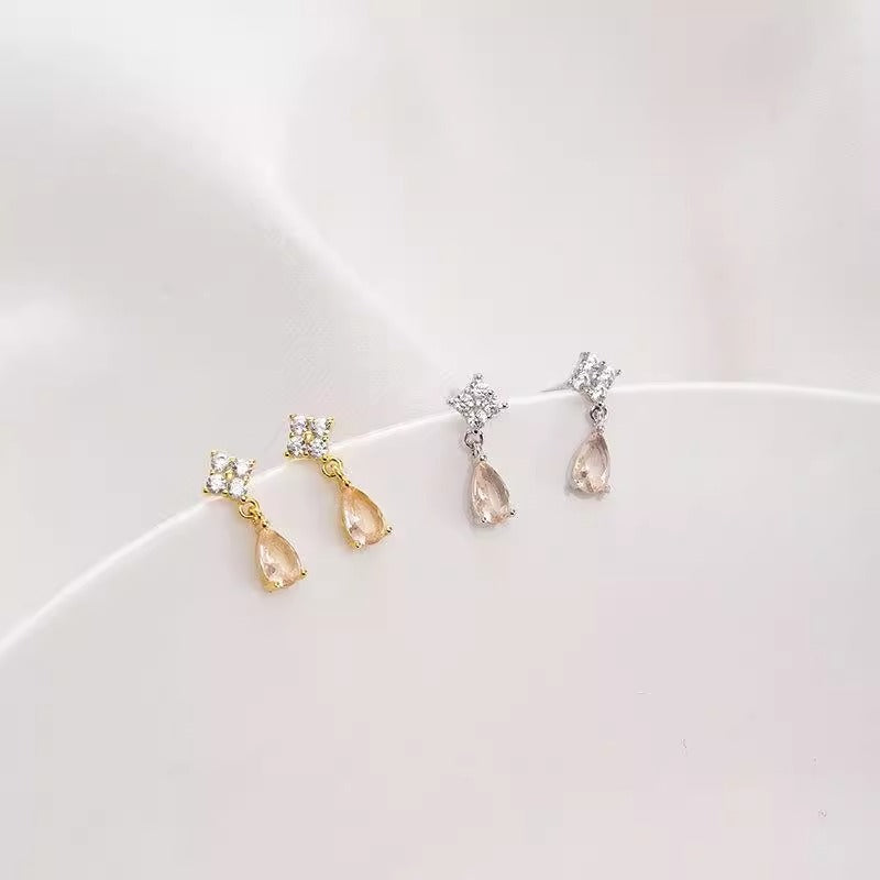 Stunning Earring for Daily Wear