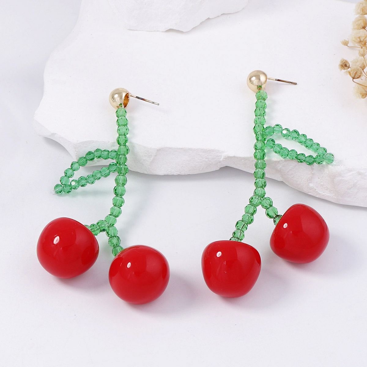 Charming Earring for Any Occasion
