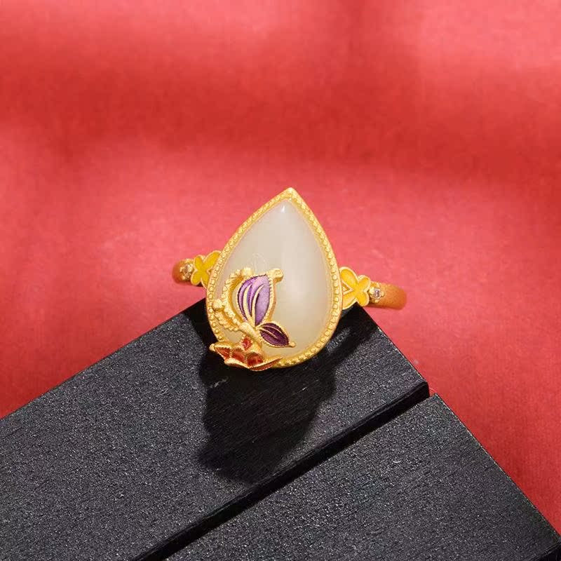 Romantic Silver Ring for Special Moments