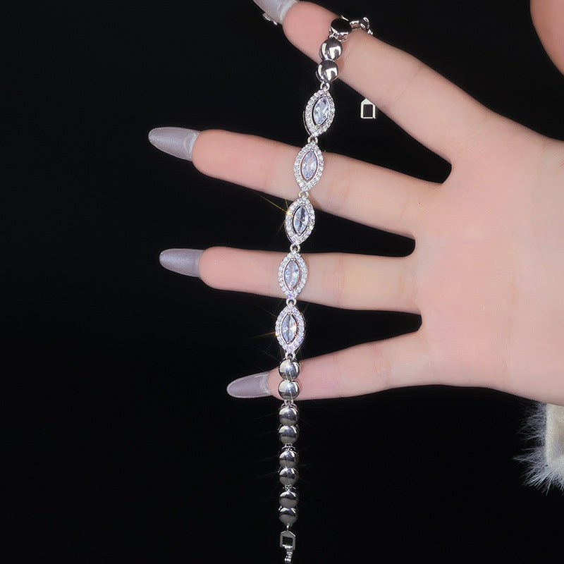 Romantic Bracelet for Special Moments