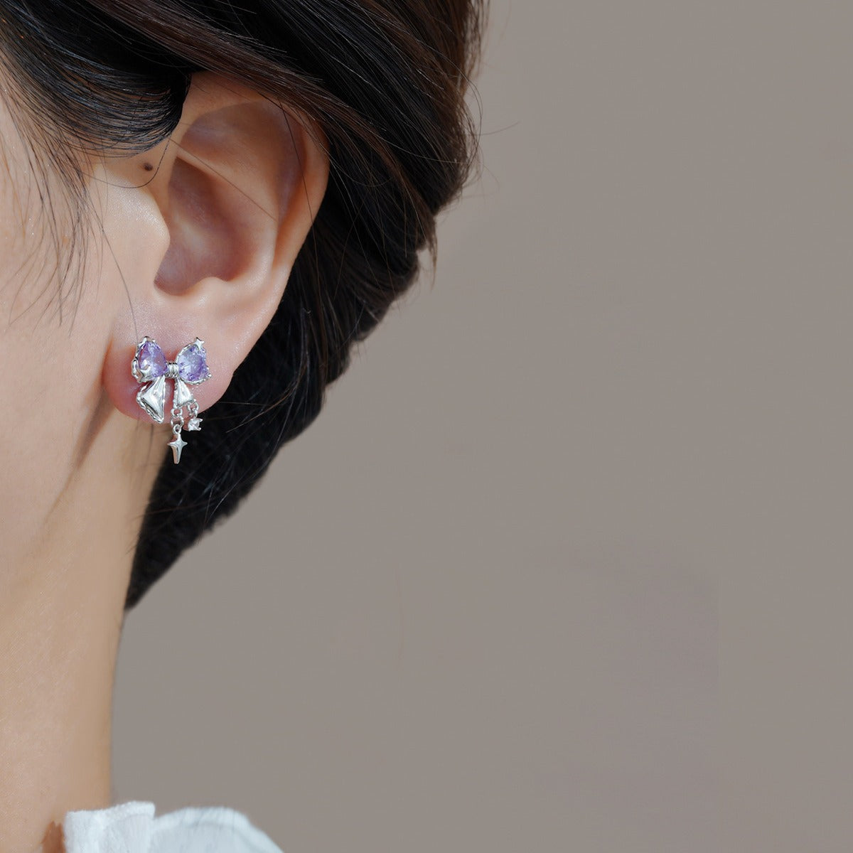 Charming Earring for Any Occasion