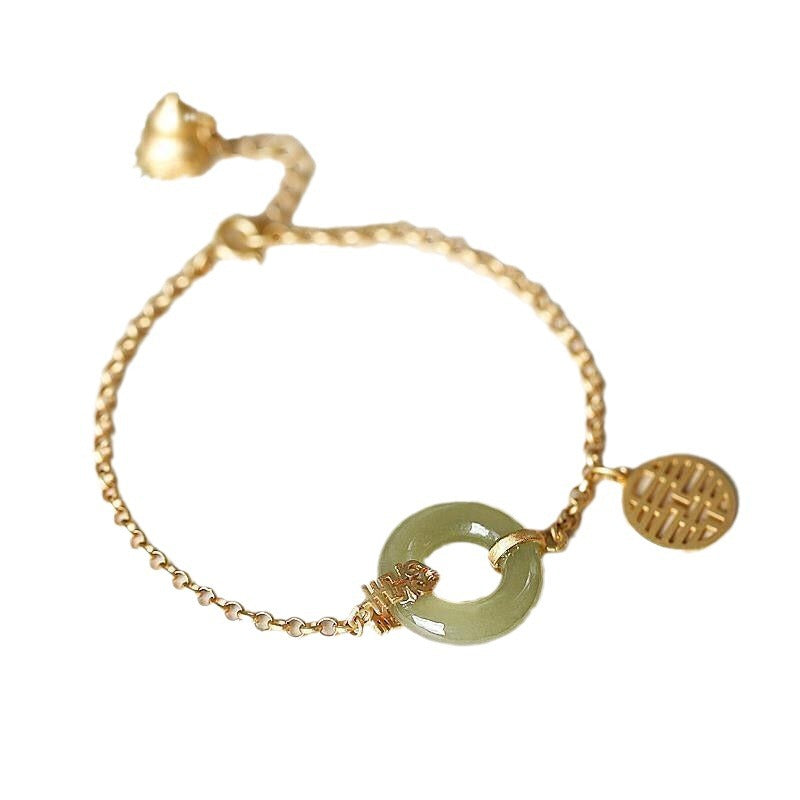 Romantic Gold Bracelet for Special Moments
