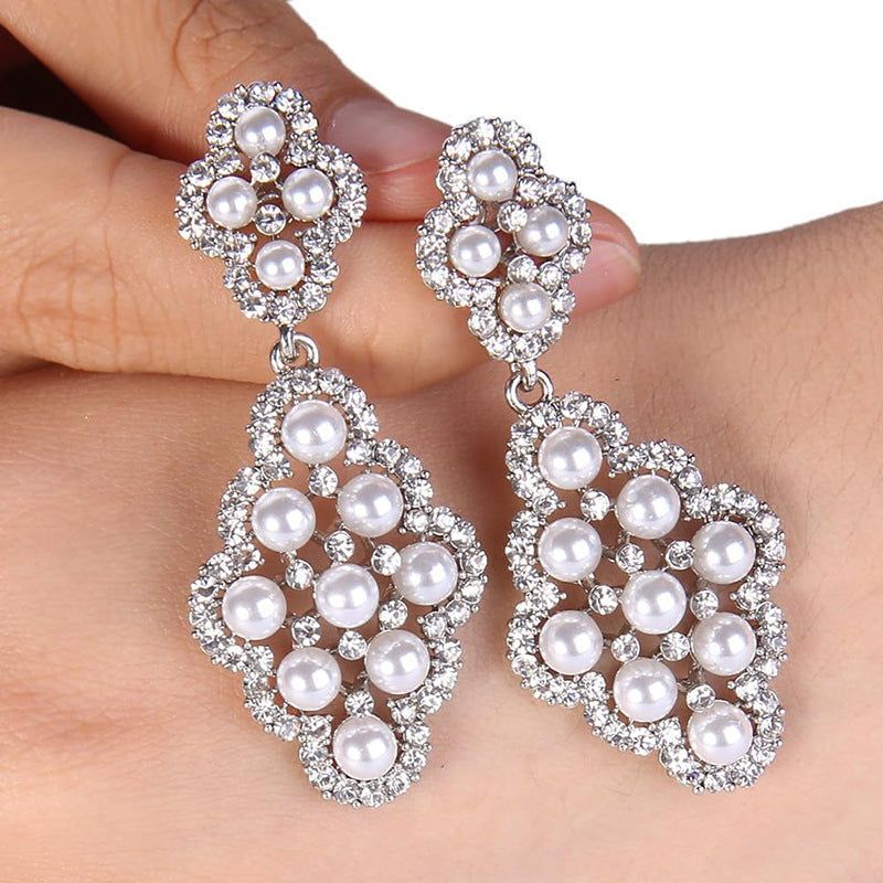 Classic Earring with Timeless Appeal
