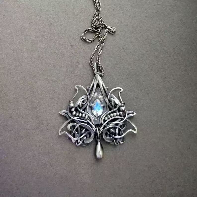 Beautiful Necklace with Unique Style