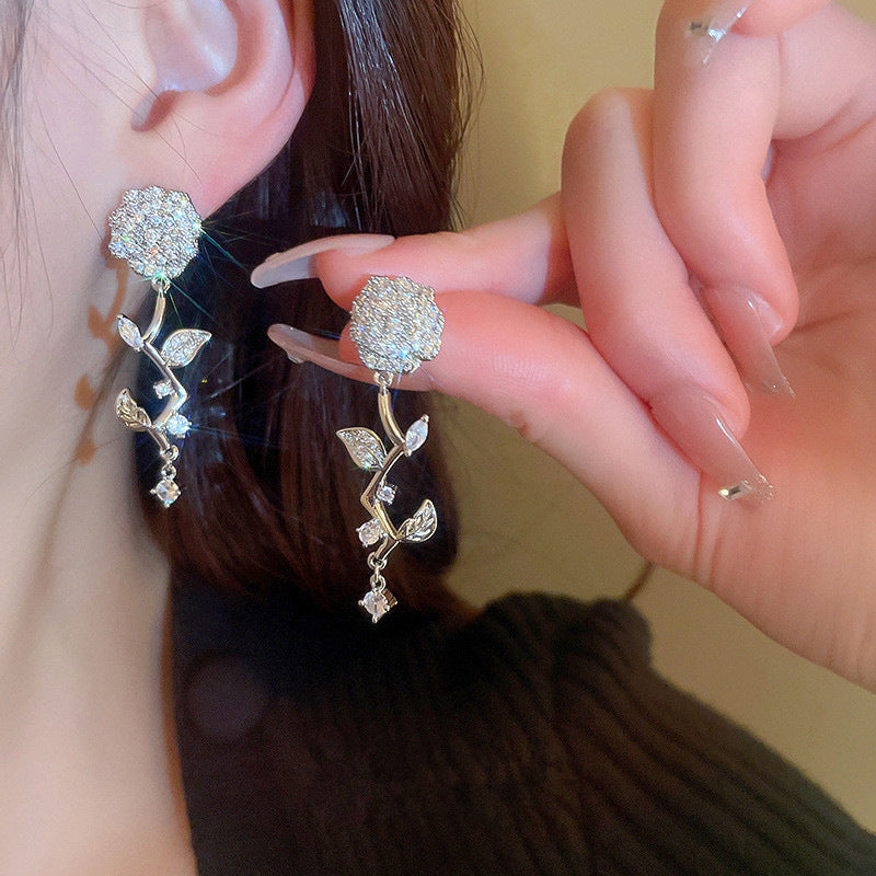 Elegant Earring for Every Occasion