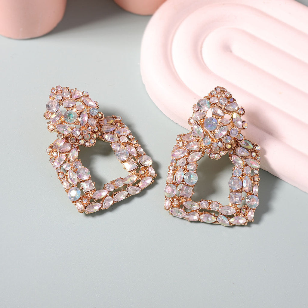 Charming Piece for Any Occasion