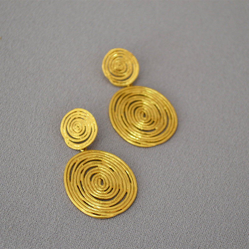Vintage Handmade Gold Earring