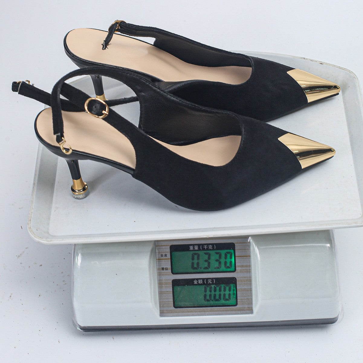 Graceful Orthopedic Sandals for Modern Look
