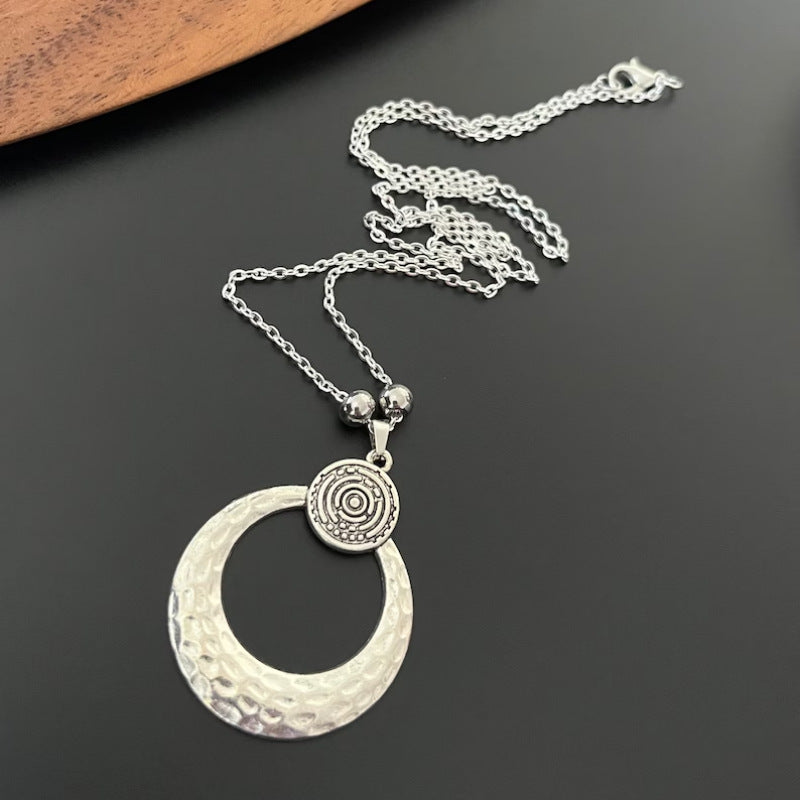 Classic Necklace with Timeless Appeal