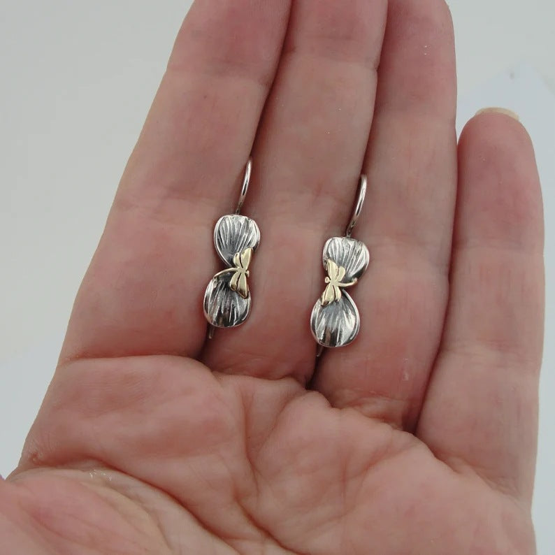Classic Earring with Timeless Appeal