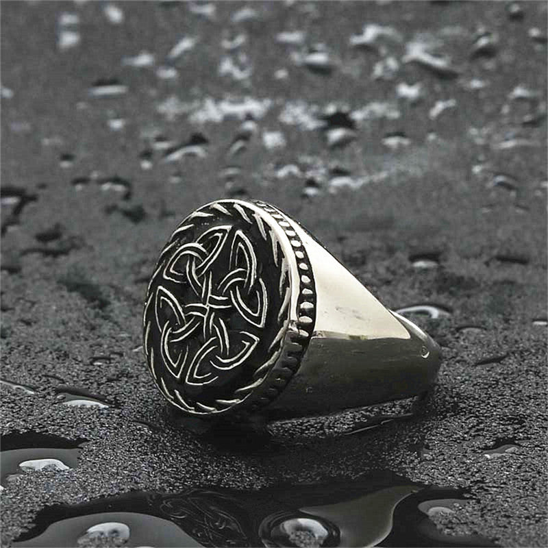 Charming Ring for Any Occasion