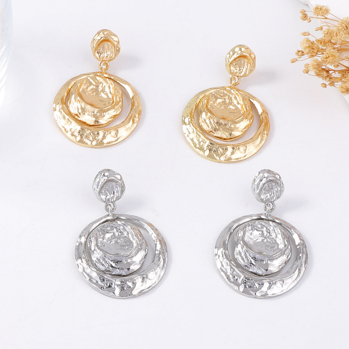 Charming Piece for Any Occasion