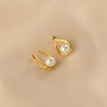 Classic Pearl Earring with Timeless Appeal