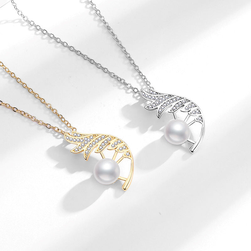 Classic Pearl Necklace with Timeless Appeal
