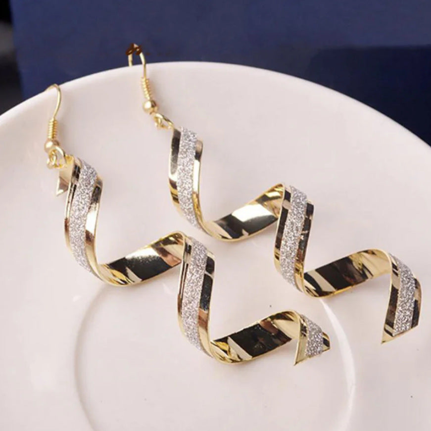 Classic Earring with Timeless Appeal