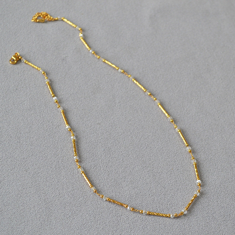 Romantic Gold Necklace for Special Moments