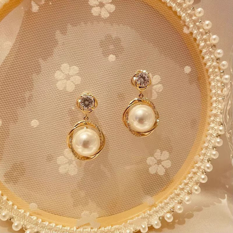 Stunning Pearl Earring for Daily Wear