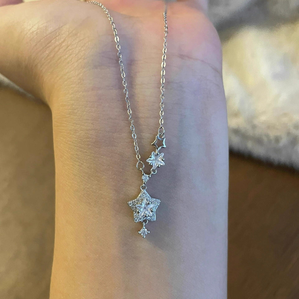 Charming Piece for Any Occasion