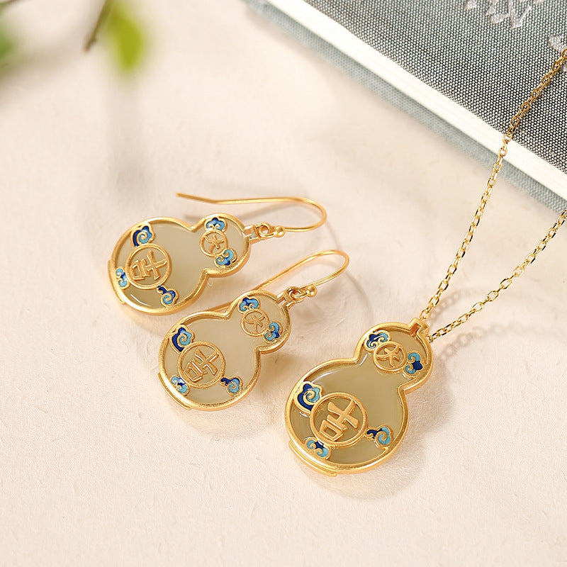 Elegant Gold Earring for Every Occasion