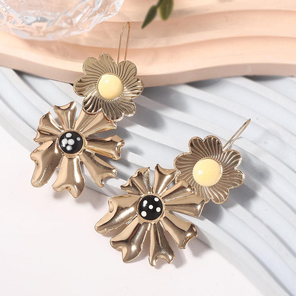Stunning Earring for Daily Wear