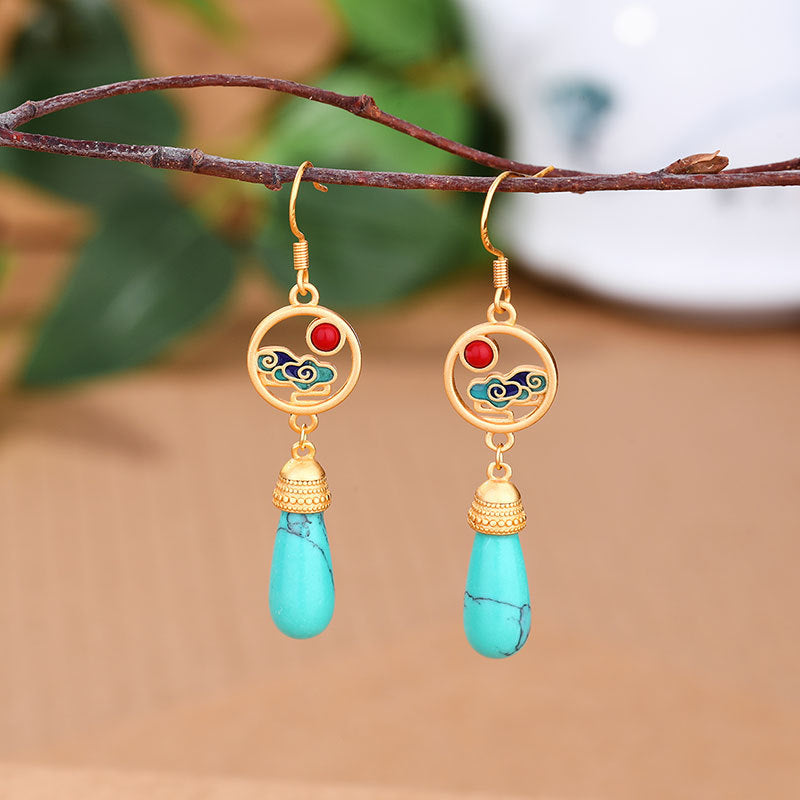 Stunning Gold Earring for Daily Wear