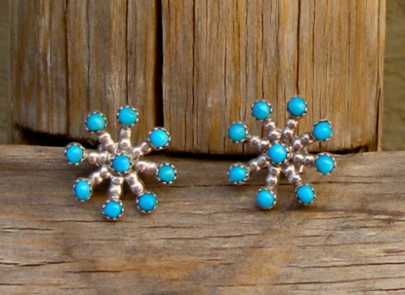 Delicate Artisan Gold Earring