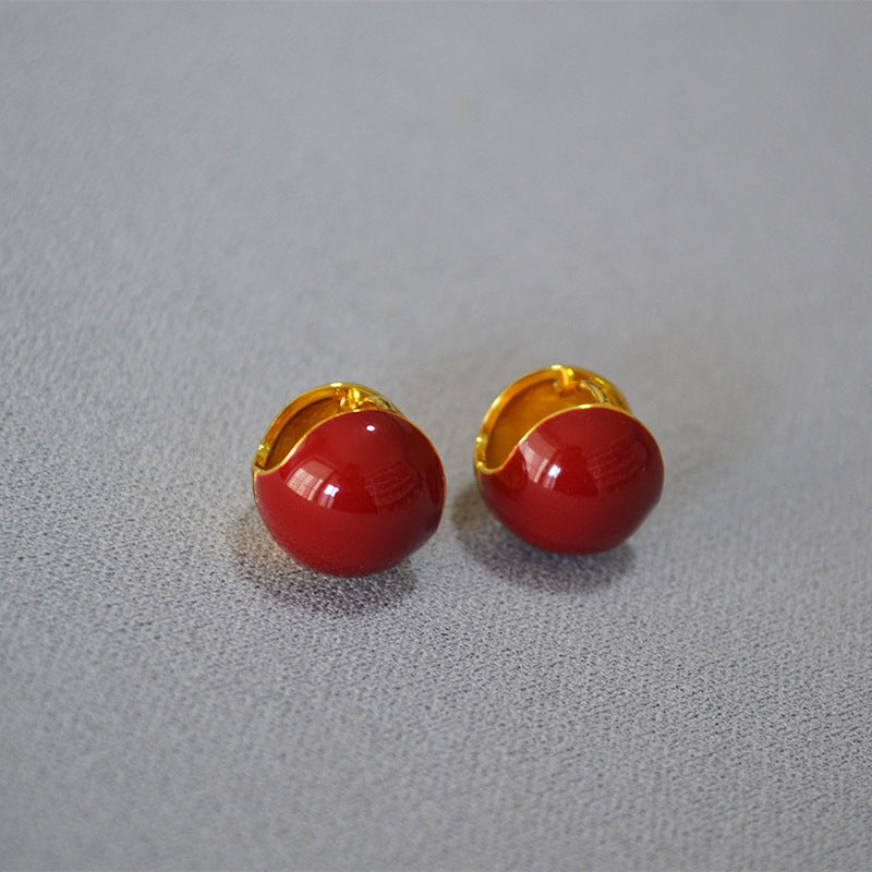 Charming Earring for Any Occasion