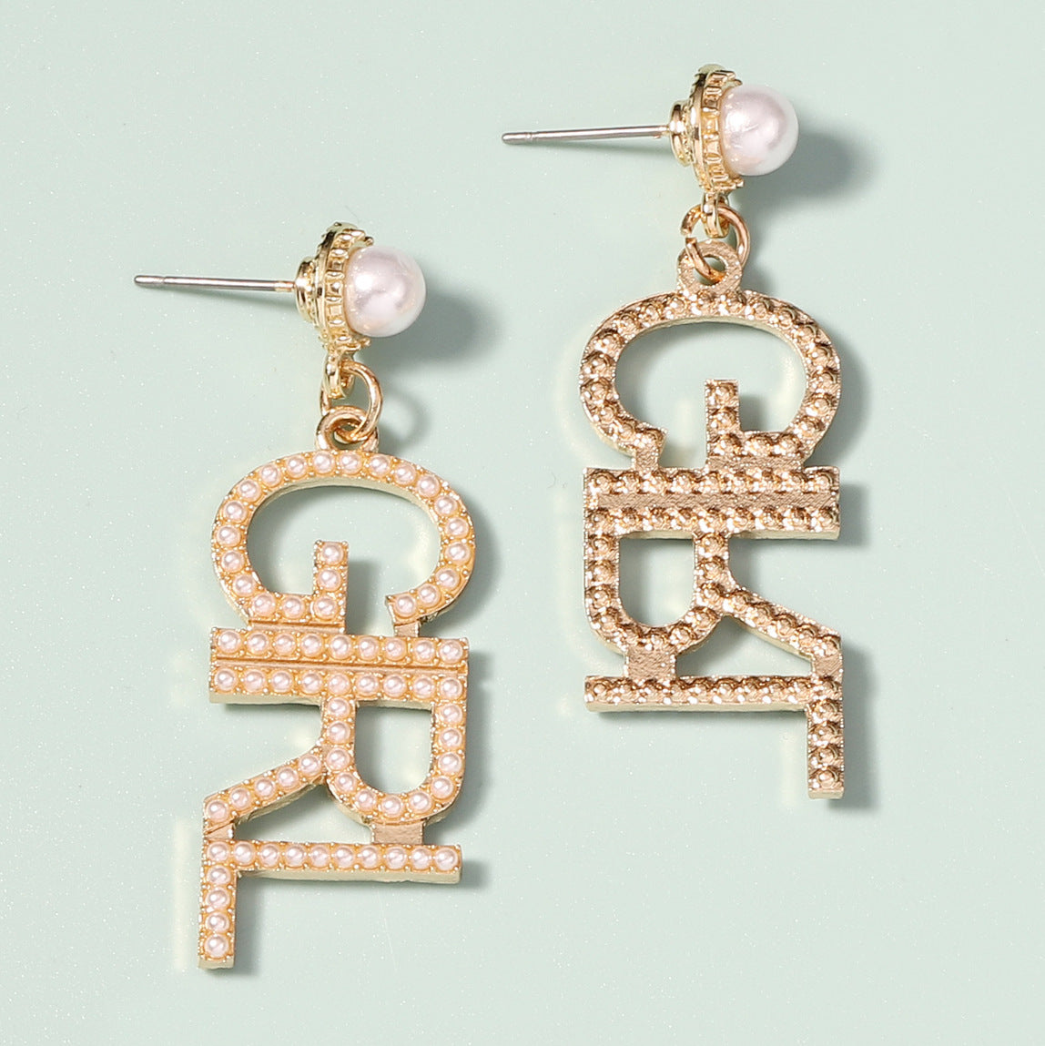 Romantic Pearl Earring for Special Moments