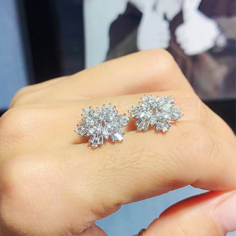Stunning Earring for Daily Wear