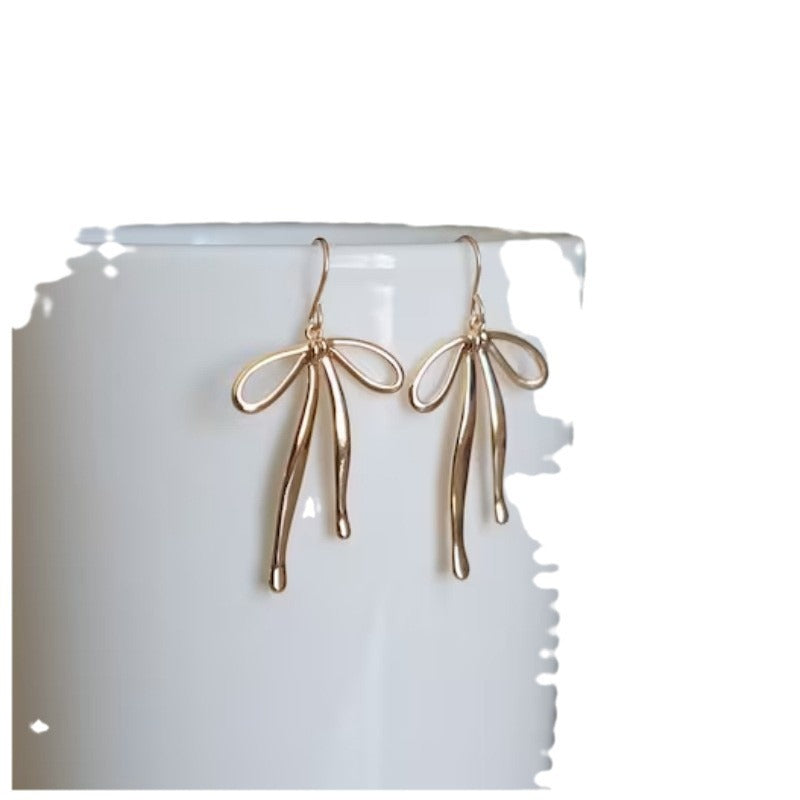 Charming Earring for Any Occasion