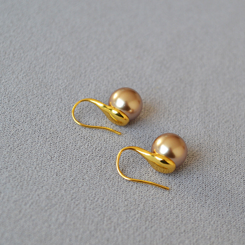 Romantic Silver Earring for Special Moments